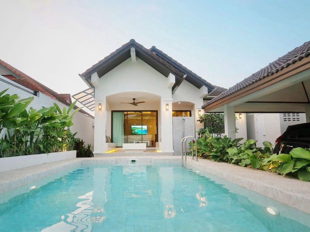 For Rent: 3-Bedroom Private Pool Villa in Pasak Soi 1 – Near Laguna Phuket
